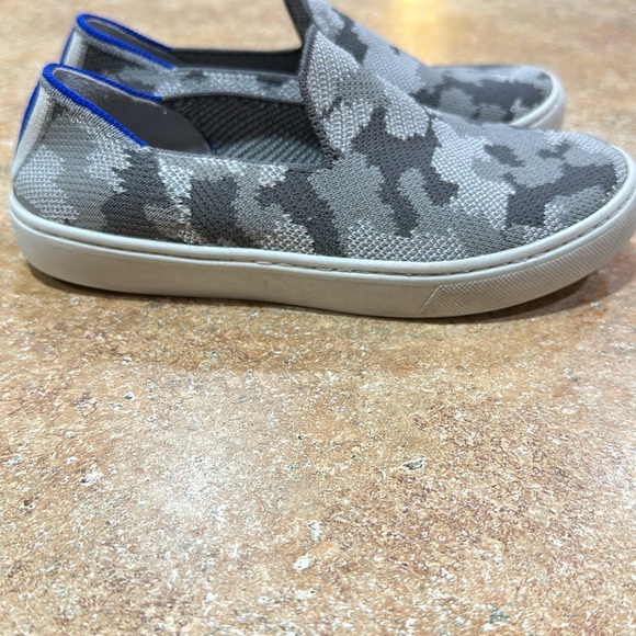 Rothy’s camo slip on shoe boy or girl. Super, super cute!! - Picture 5 of 7